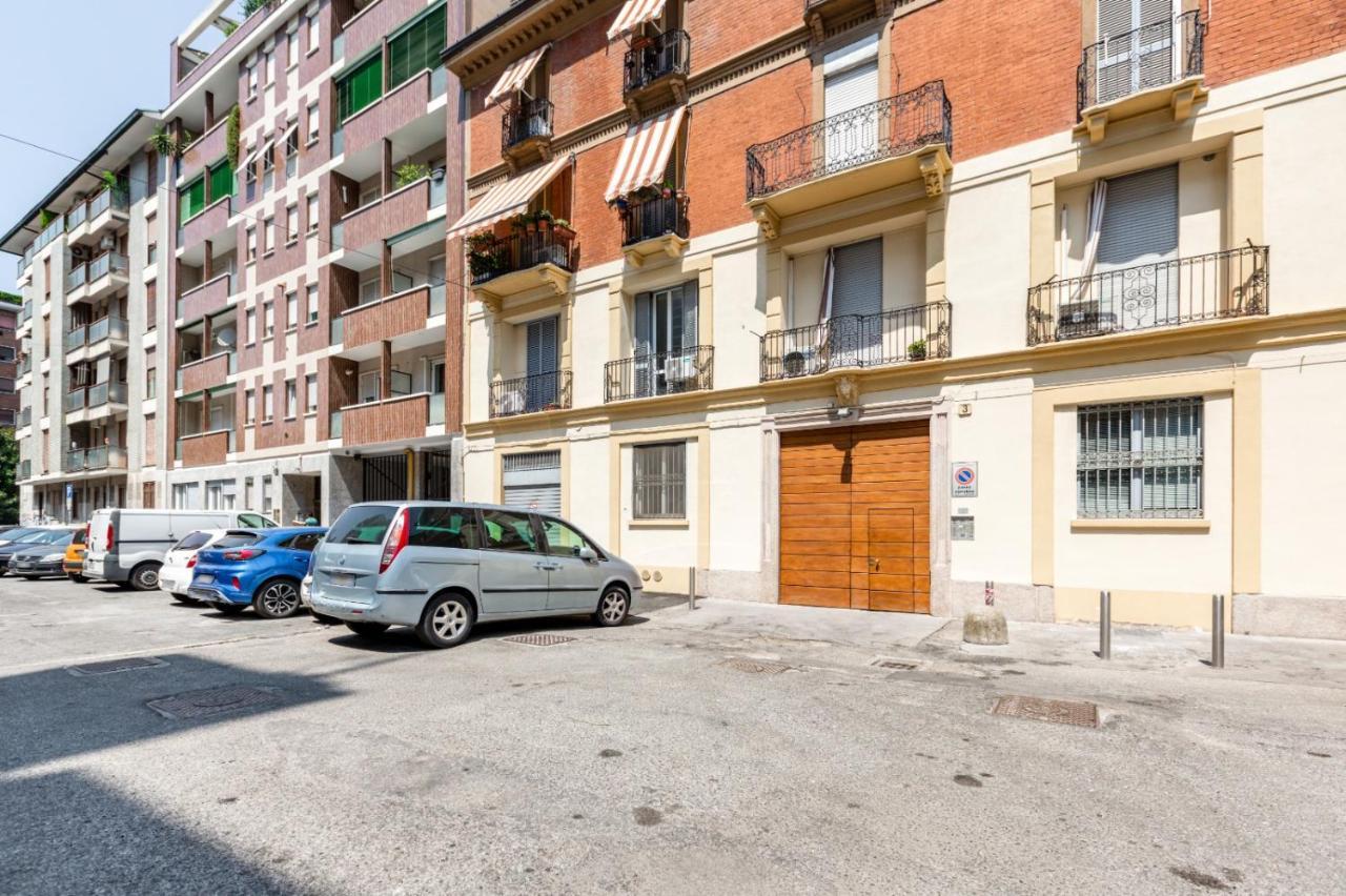 Bright Apt 600Mt From Viale Zara! ميلان المظهر الخارجي الصورة